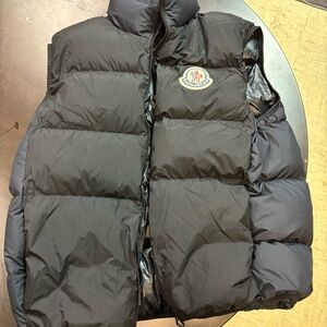 Moncler black Almaz down vest